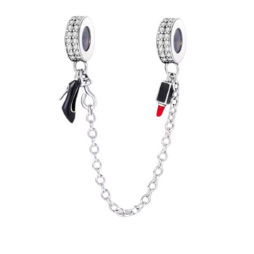Charm C.S. Tacon negro y labial