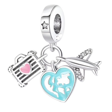 Charm Maleta con corazon, corazon azul y avion