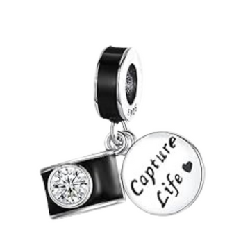 Charm Camara negra y circulo