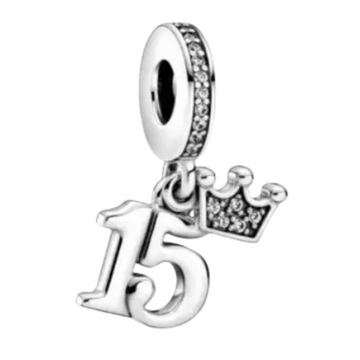 Charm 15 años colgante