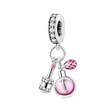 Charm Perfume y labial rosa