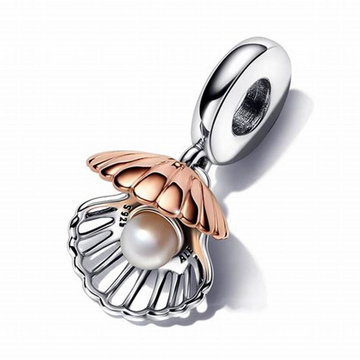 Charm Concha con perla
