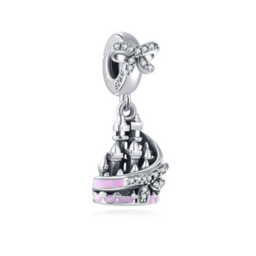 Charm Castillo banda rosa